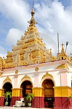 Mahamuni Buddha Temple, Mandalay