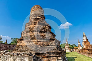 Mahathat temple is one of the temples in Phra Nakhon Si Ayutthaya Historical Park. Is an important temple in the Ayuttha