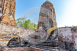 Mahathat temple is one of the temples in Phra Nakhon Si Ayutthaya Historical Park. Is an important temple in the Ayuttha