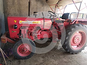 Mahindra 575 Tractor