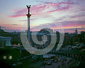 Maidan Nezalezhnosti square - Kyiv photo