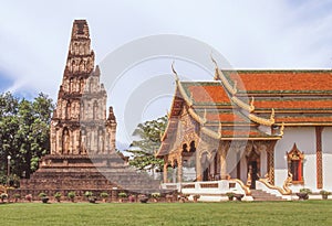 The Main Chedi at Wat Chama Thewi