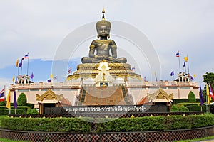 Main entrance and steps to the idol of Phra Buddha Maha Dhammraja, Phetchabun photo