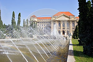 Main entrance of University