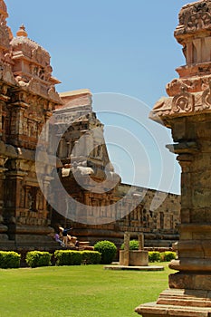 The main hall and way with sculptures in the Brihadisvara Temple in Gangaikonda Cholapuram, india.