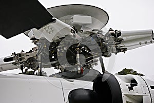 Main Rotor Assembly - Hub photo