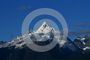 Mainri Snow Mountains