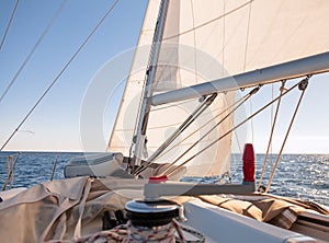 Mainsheet on the sailing boat