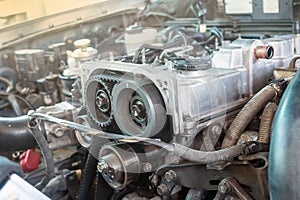 Maintenance of car engines before traveling to prevent accidents during travelling