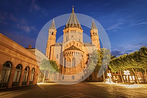 Mainz Cathedral at evening