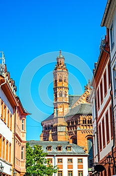 Mainz Cathedral or St. Martin`s Cathedral Roman catholic church building and traditional german houses