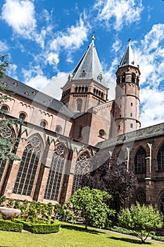 Mainzer Dom cathedral in Mainz