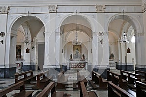 Maiori - Arcata della navata sinistra del Santuario di Santa Maria a Mare photo