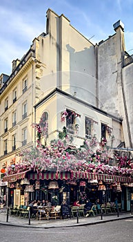 Paris-Maison Sauvage