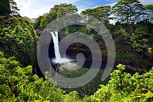 Majesitc Rainbow Falls waterfall in Hilo, Wailuku River State Park, Hawaii