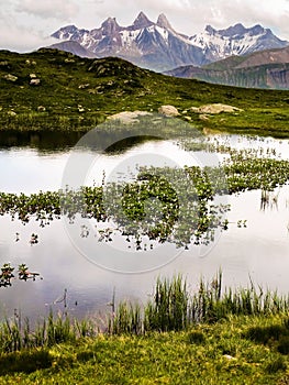 Majestic Alpine Peaks: Awe-Inspiring Aiguilles d& x27;Arves Landscape in Savoie