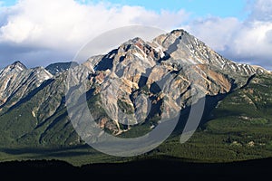 Majestic mountain views from Mount Edith Cavell road