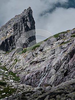 Majestátne skalnaté hory Vysokých Tatier