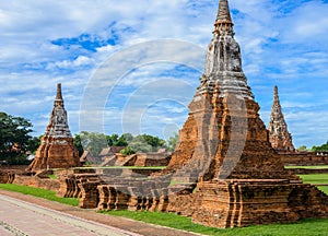 Majestic ruins of 1629 Wat Chai Watthanaram built by King Prasat