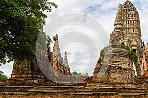 Majestic ruins of 1629 Wat Chai Watthanaram built by King Prasat