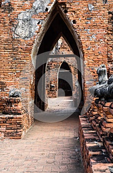 Majestic ruins of 1629 Wat Chai Watthanaram built by King Prasat
