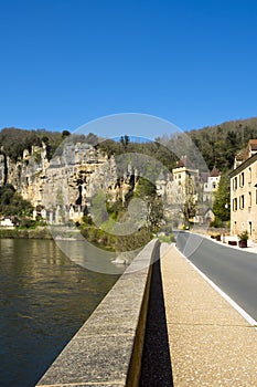 Major Dordogne travel destination La Roque-Gageac