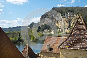 Major Dordogne travel destination La Roque-Gageac