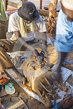 Make an African mask