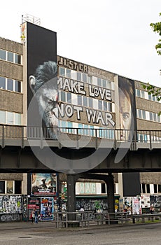 Make love not war