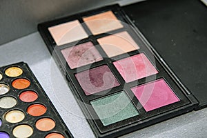 Make-up colorful eyeshadow palettes