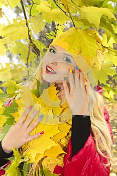 Makeup and manicure Golden autumn.