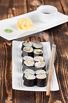 Maki sushi set