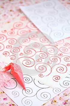 Making Deco Roll Cake with pink curls