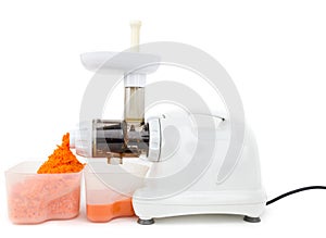 Making fresh carot juice