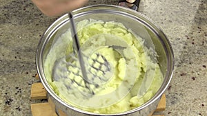 Making Mashed Potato 6