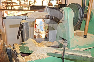 Making a wooden product on a lathe