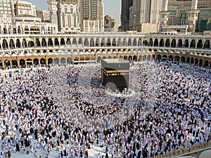 Makkah Kaaba Hajj Muslims photo