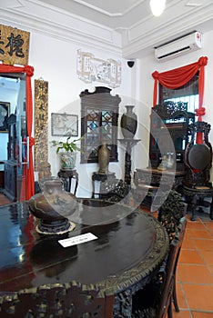Malaysia Penang Vintage Ancient Antique Lamp Light Furniture Treasure Nyonya Nonya GreenHouse Mosaic Pinang Peranakan Mansion
