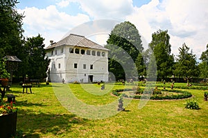 Maldarescu Fortified Manor