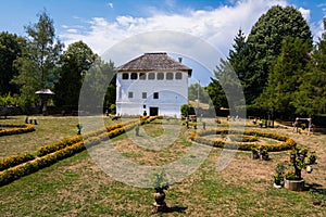 Maldaresti cula, Romania