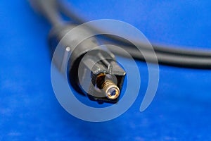male connector for optical connection to toslink