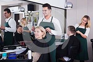 Male hairdresser at the work