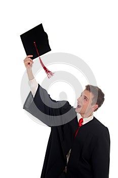 Masculino alumno después de la graduación 