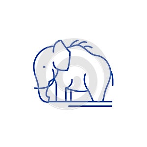 Mammoth line icon concept. Mammoth flat  vector symbol, sign, outline illustration.
