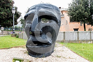 Mamuthones mask sculpture photo