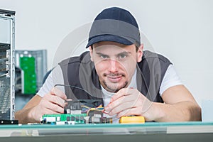 Man and appliance and device assembler