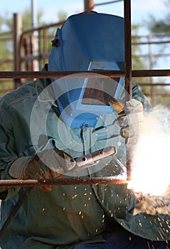 Man Arc welder