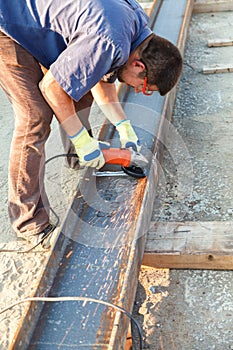 Man cuts flex steel products