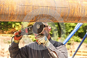 Man cuts flex steel products