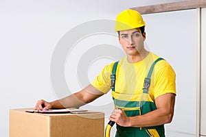The man delivering boxes during house move